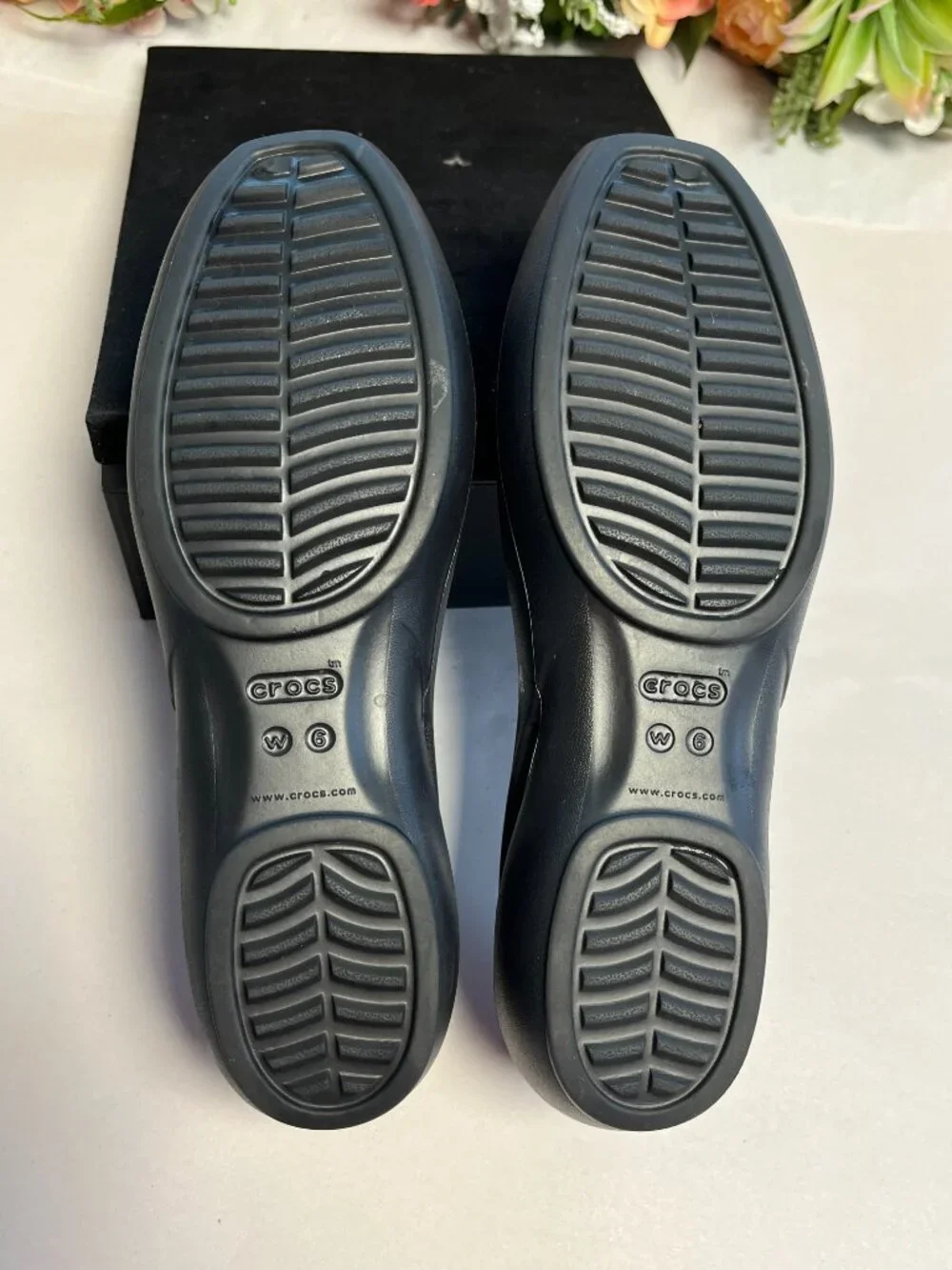 Crocs Iconic Comfort Black Slip On Flats Side Cutout W6